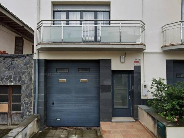 Villa en venta en Olot, Malagrida
