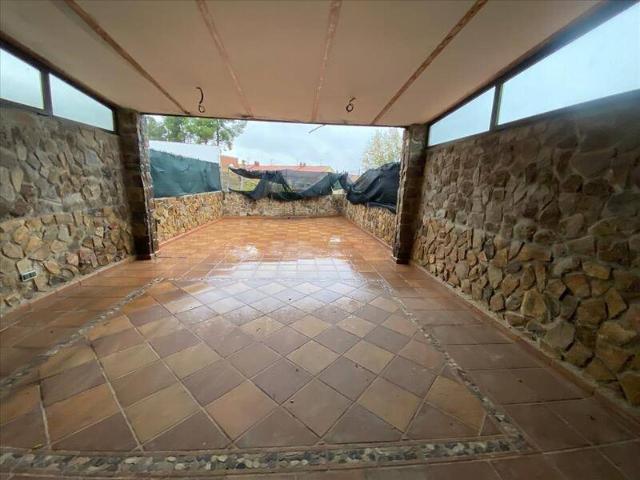 Chalet en venta en Ontígola, Toledo