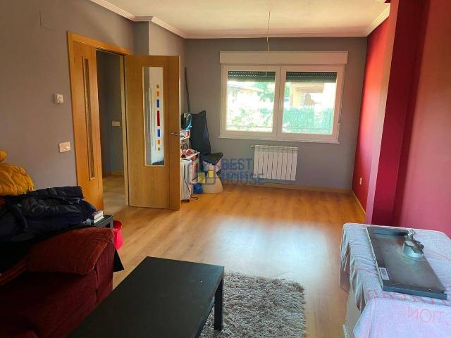 Chalet en venta en Onzonilla, Castilla y León