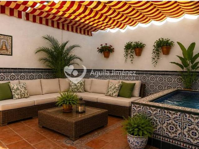Chalet en venta en Alcalá De Guadaíra, Andalucía