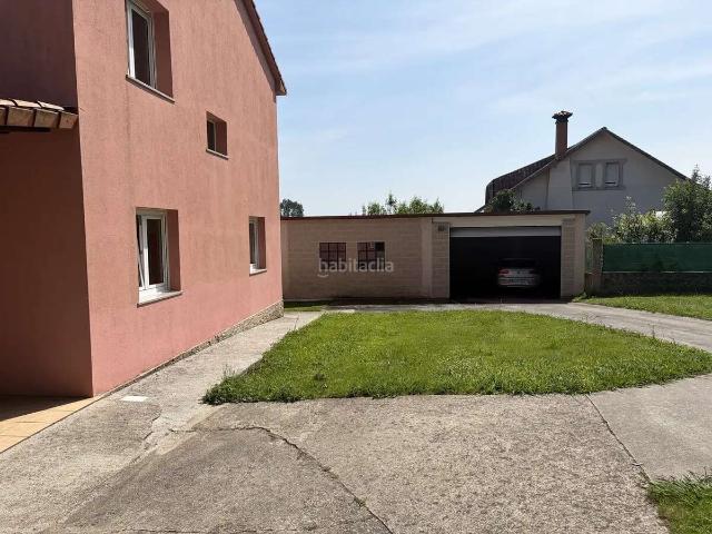 Chalet en venta en Ordes, Galicia
