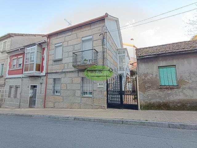 Chalet en venta en Centro, Ourense