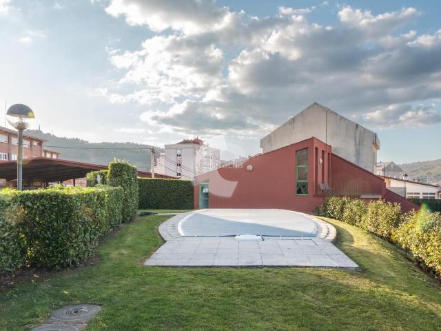 Chalet en venta en Centro, Ourense