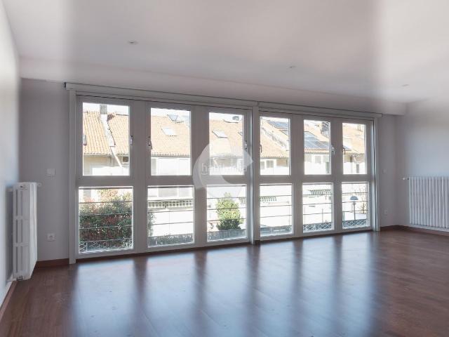 Chalet en venta en Centro, Ourense