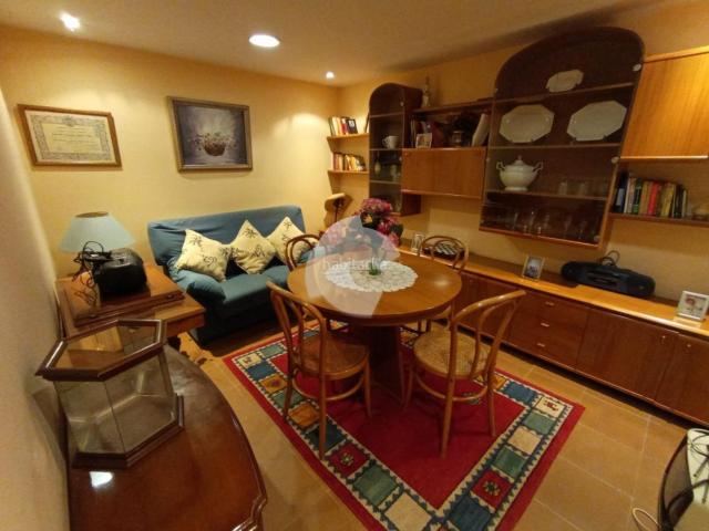 Chalet en venta en Centro, Ourense