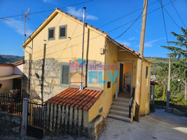 Chalet en venta en Centro, Ourense