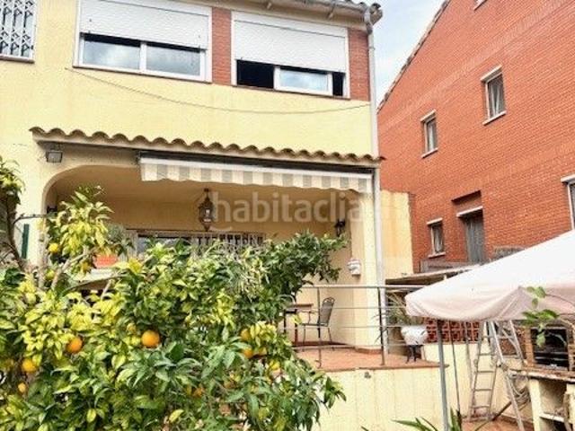 Chalet en venta en l'Eixample de Parets, Vallès Oriental