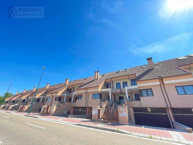 Villa en venta en Valladolid, Plaza Mayor