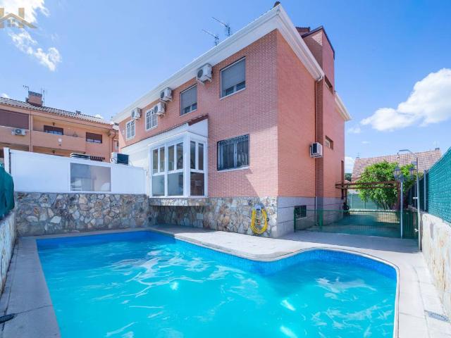 Chalet en venta en Móstoles, Madrid