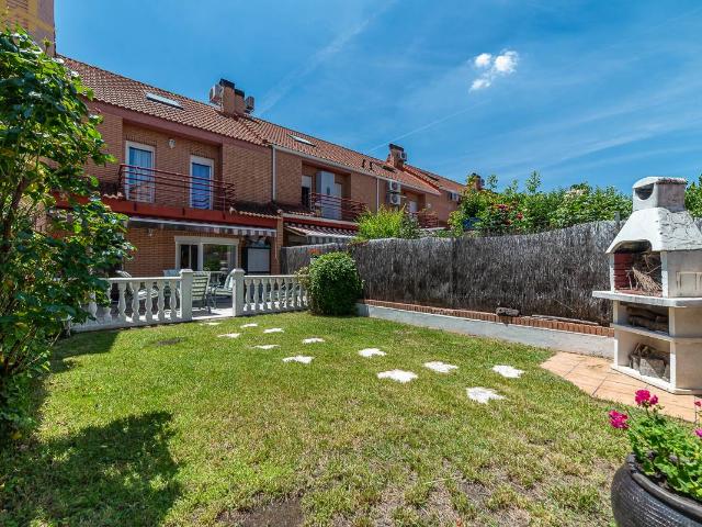 Chalet en venta en Móstoles, Madrid