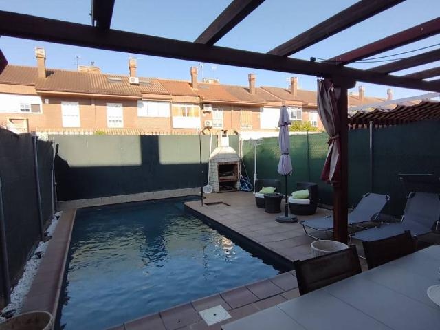 Chalet en venta en San Fernando de Henares, Comunidad de Madrid