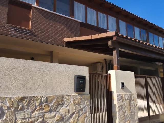 Villa en venta en Illescas