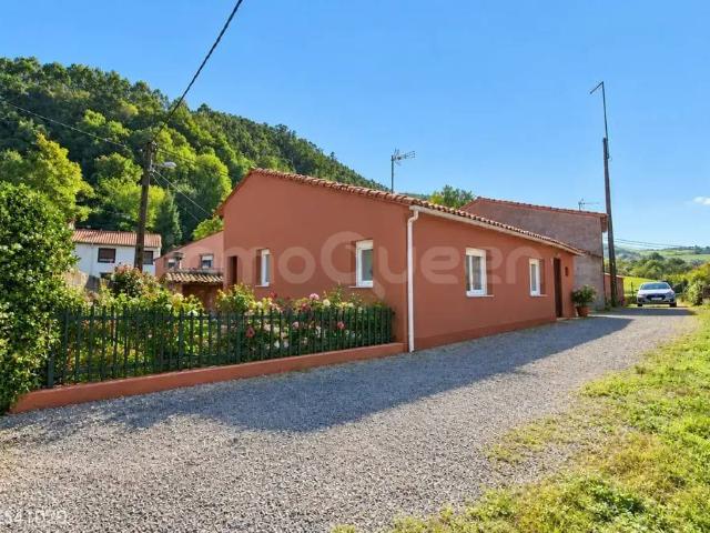Chalet en venta en Santolaya de Vixil, Siero