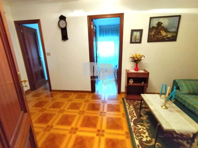 Chalet en venta en Pazos de Borbén, Vigo