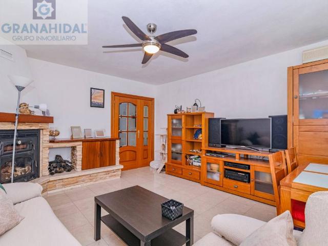 Villa en venta en Peligros, Monteluz