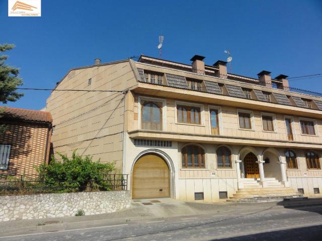 Chalet en venta en Pesquera De Duero, Castilla y León