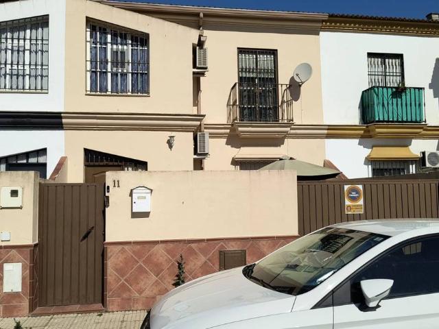 Chalet en venta en Pilas, Sevilla