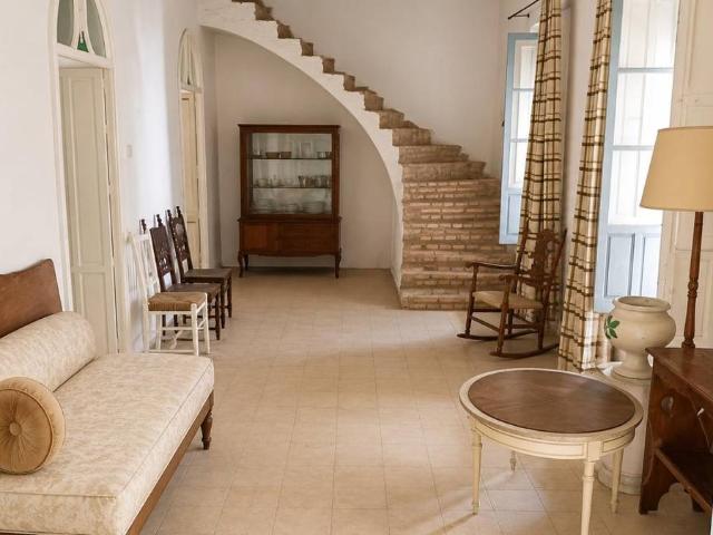 Chalet en venta en Pilas, Andalucía