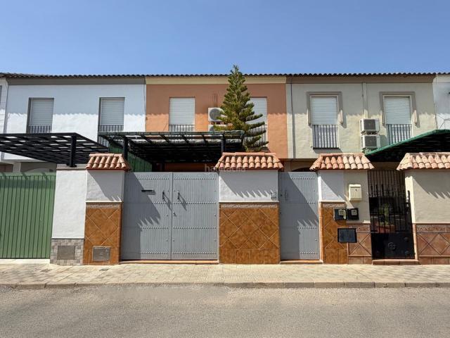 Chalet en venta en Pilas, Andalucía