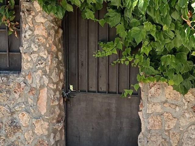 Chalet en venta en Madrebuena, Pioz