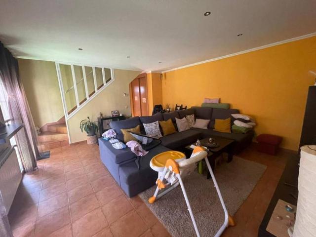 Villa en venta en Pioz, Madrebuena