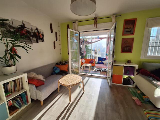 Villa en venta en Pioz, Madrebuena