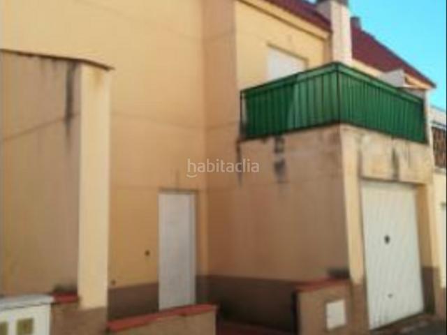 Chalet en venta en Madrebuena, Pioz
