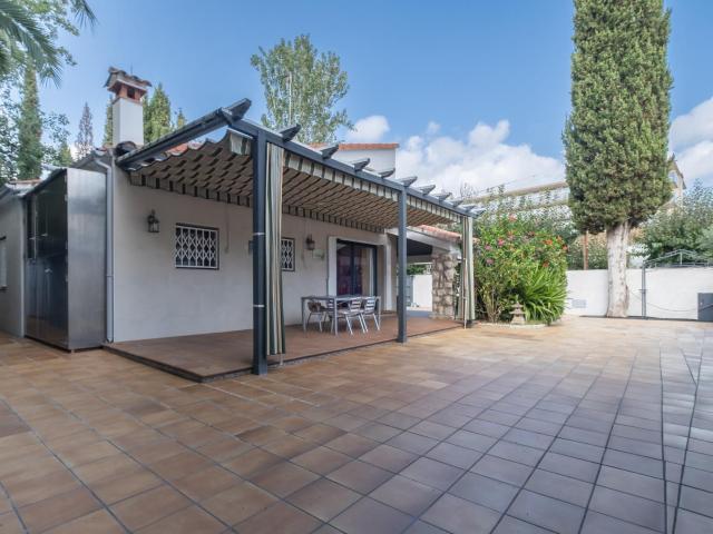Chalet en venta en Salou