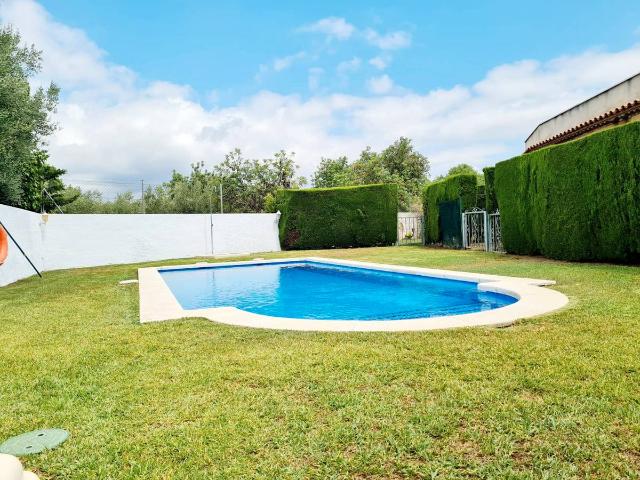Villa en venta en Mont-roig Del Camp
