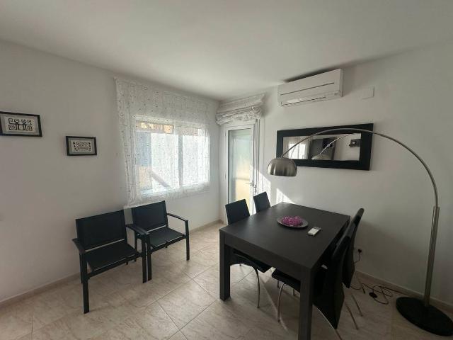 Villa en venta en Mont-roig Del Camp