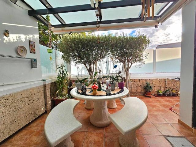 Chalet en venta en La Postura, Adeje