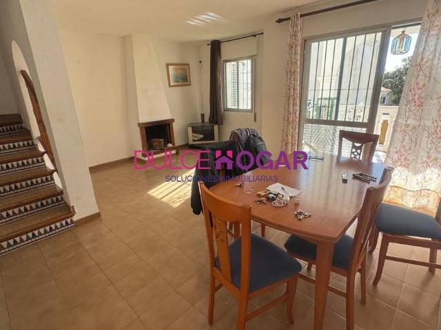 Villa en venta en Rincón De La Victoria