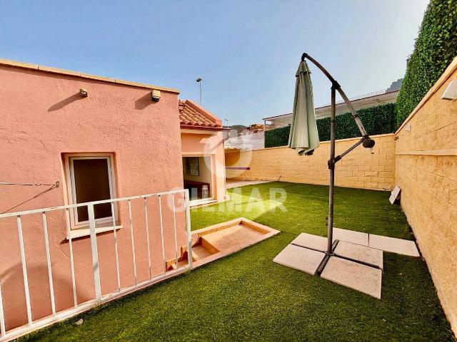 Chalet en venta en La Postura, Adeje
