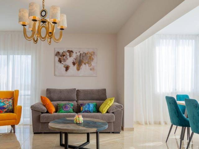 Chalet en venta en La Postura, Adeje