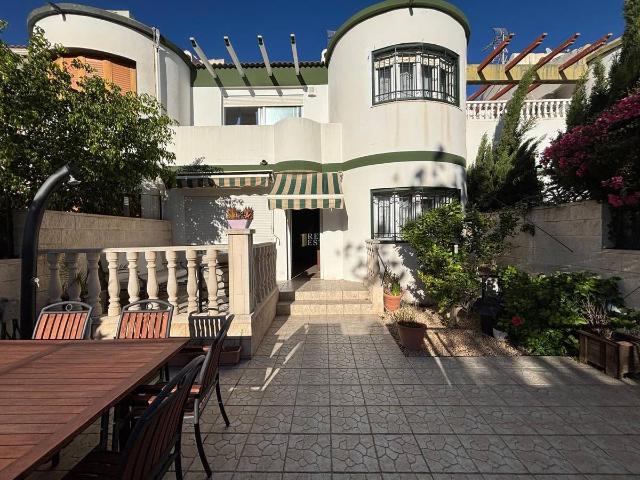 Chalet en venta en Urbanització L'Almadrava, l'Alacantí