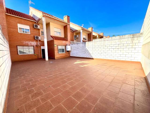 Chalet en venta en Poblete