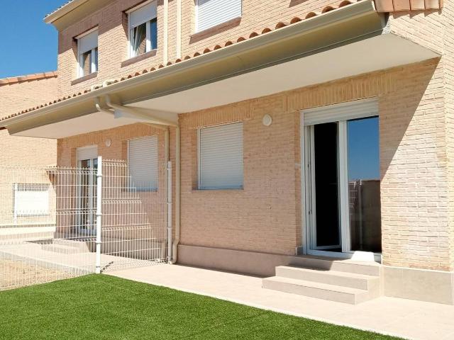 Villa en venta en Polán