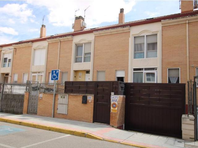 Chalet en venta en Azuqueca De Henares, Castilla-La Mancha