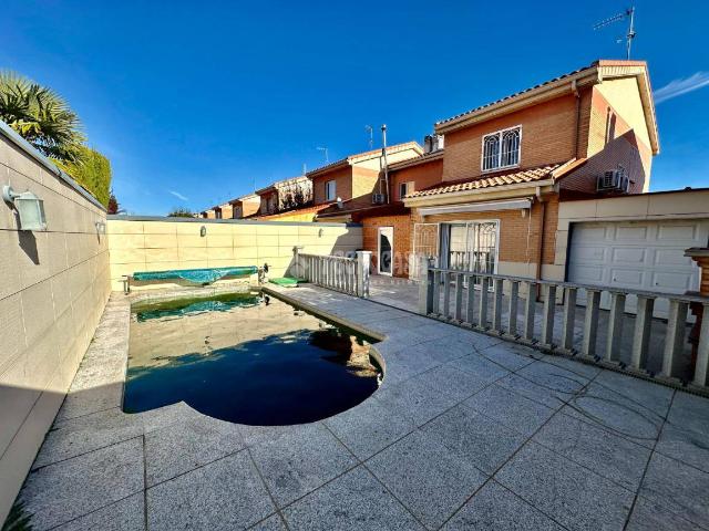 Chalet en venta en Pozo De Guadalajara, Guadalajara