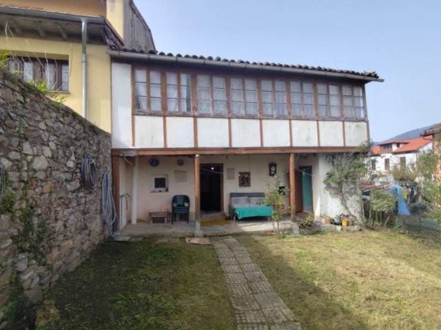 Chalet en venta en Praúa, Pravia