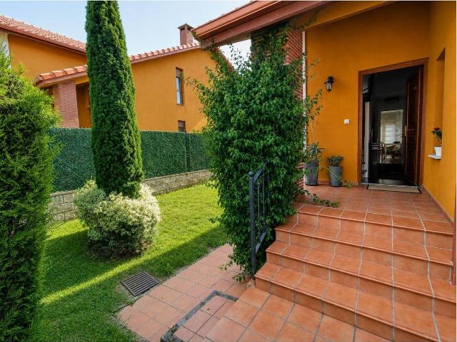 Chalet en venta en Puente Viesgo, Cantabria