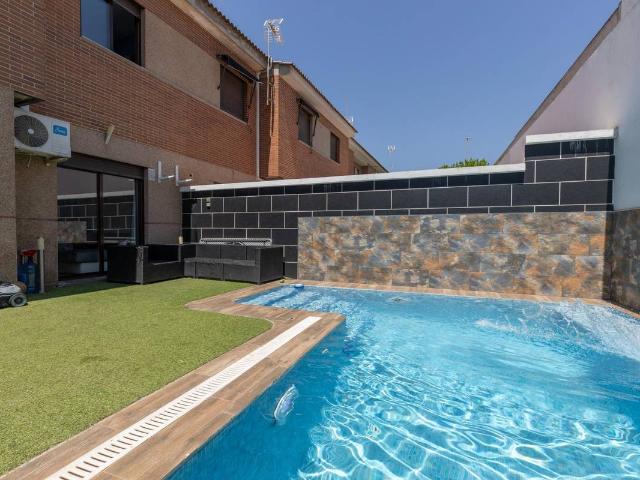 Chalet en venta en Pulianillas, Comarca de la Vega de Granada