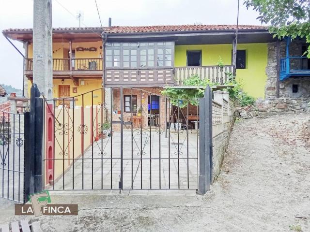 Chalet en venta en Quirós, Asturias