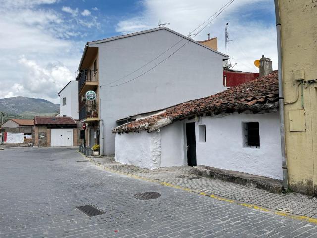 Villa en venta en Rascafría, Urbanización Valle de El Paular