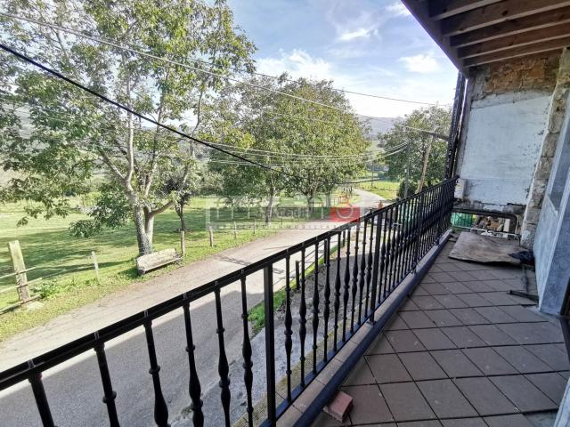 Chalet en venta en La Riba, Rasines