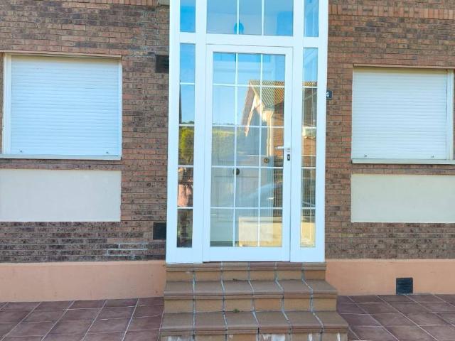 Villa en venta en Renedo De Esgueva