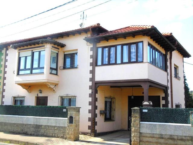 Chalet en venta en Camargo