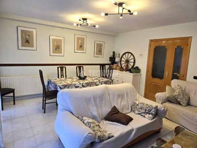 Villa en venta en Alcalá De Henares, Venecia