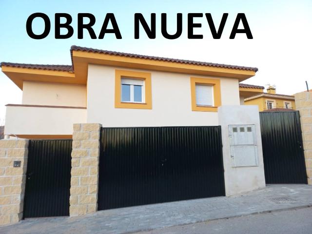 Chalet en venta en Robledo De Chavela, Madrid