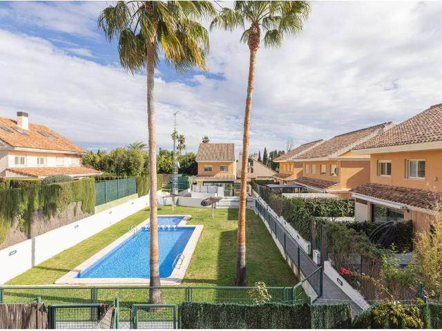 Chalet en venta en l'Horta Nord, Valencia